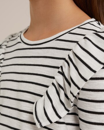 T-Shirt WE Fashion en blanc