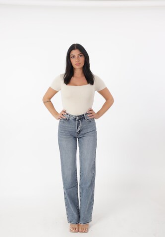 Elara Regular Jeans in Blau