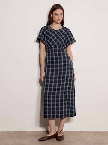 Apricot Jurk ' ' in Blauw: voorkant