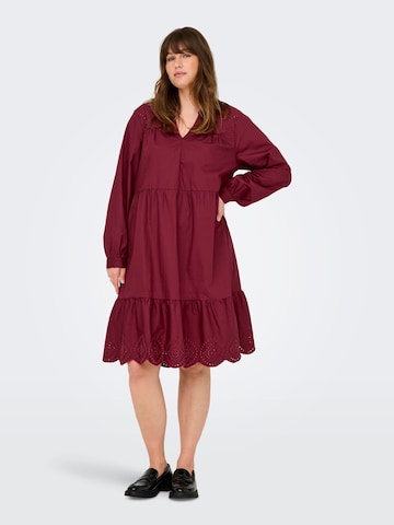 Robe-chemise ONLY Carmakoma en rouge : devant