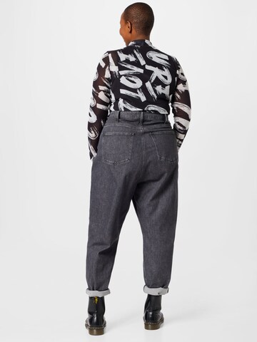 Calvin Klein Jeans Curve Tapered Jeans in Grijs