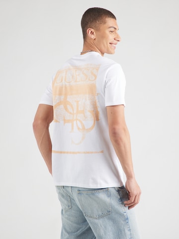 GUESS - Camisa em branco: frente