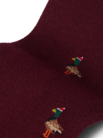 Von Jungfeld Socken 'mit Weihnachtsmotiven' in Rot