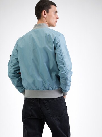 ALPHA INDUSTRIES Tussenjas in Blauw