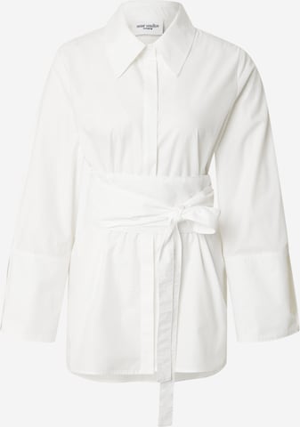 noar studios - Blusa en blanco: frente