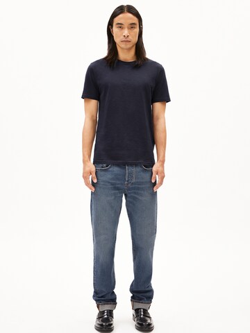 T-Shirt ARMEDANGELS en bleu