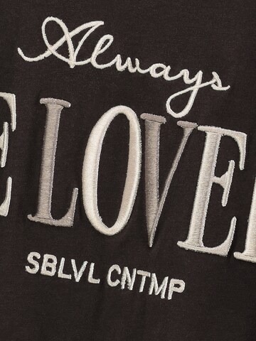 Sublevel T-Shirt in Braun