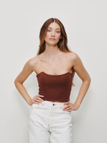 RÆRE by Lorena Rae Top – hnědá: přední strana