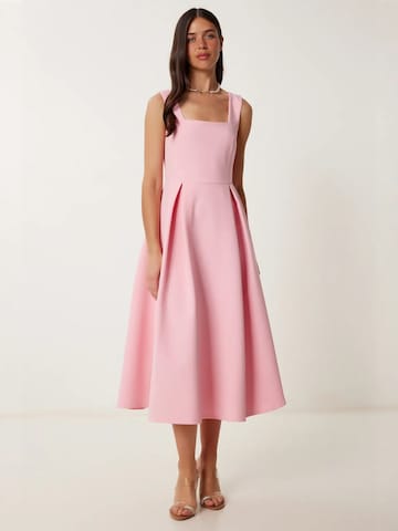 Happiness İstanbul Jurk 'Midi' in Roze: voorkant