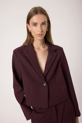 SOAKED IN LUXURY Blazer 'SLLilu' in Red