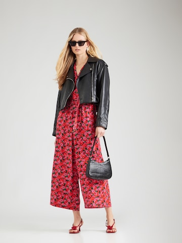 Salopeta 'Charming Steps' de la Blutsgeschwister pe roșu