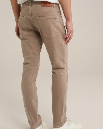 Slimfit Jeans di WE Fashion in marrone