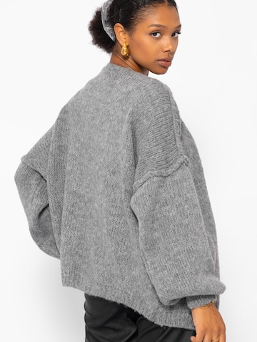 SASSYCLASSY Oversized Cardigan in Grey