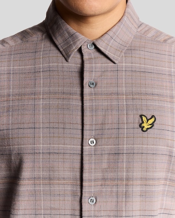 Coupe regular Chemise Lyle & Scott en gris