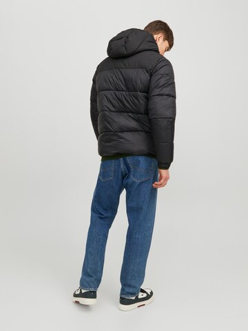 Veste mi-saison 'Toby' JACK & JONES en noir