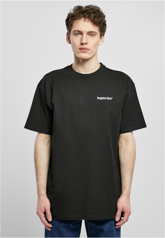 Forgotten Faces Shirt in Black: front