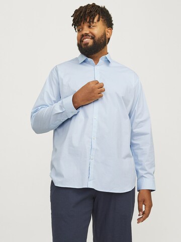 Jack & Jones Plus Comfort Fit Hemd in Blau: Vorderseite