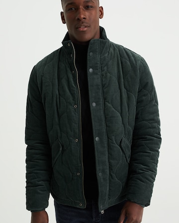 Veste mi-saison WE Fashion en vert : devant