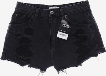 Pull&Bear Shorts M in Schwarz: predná strana