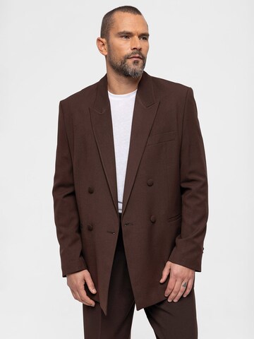Veste mi-saison Antioch en marron : devant