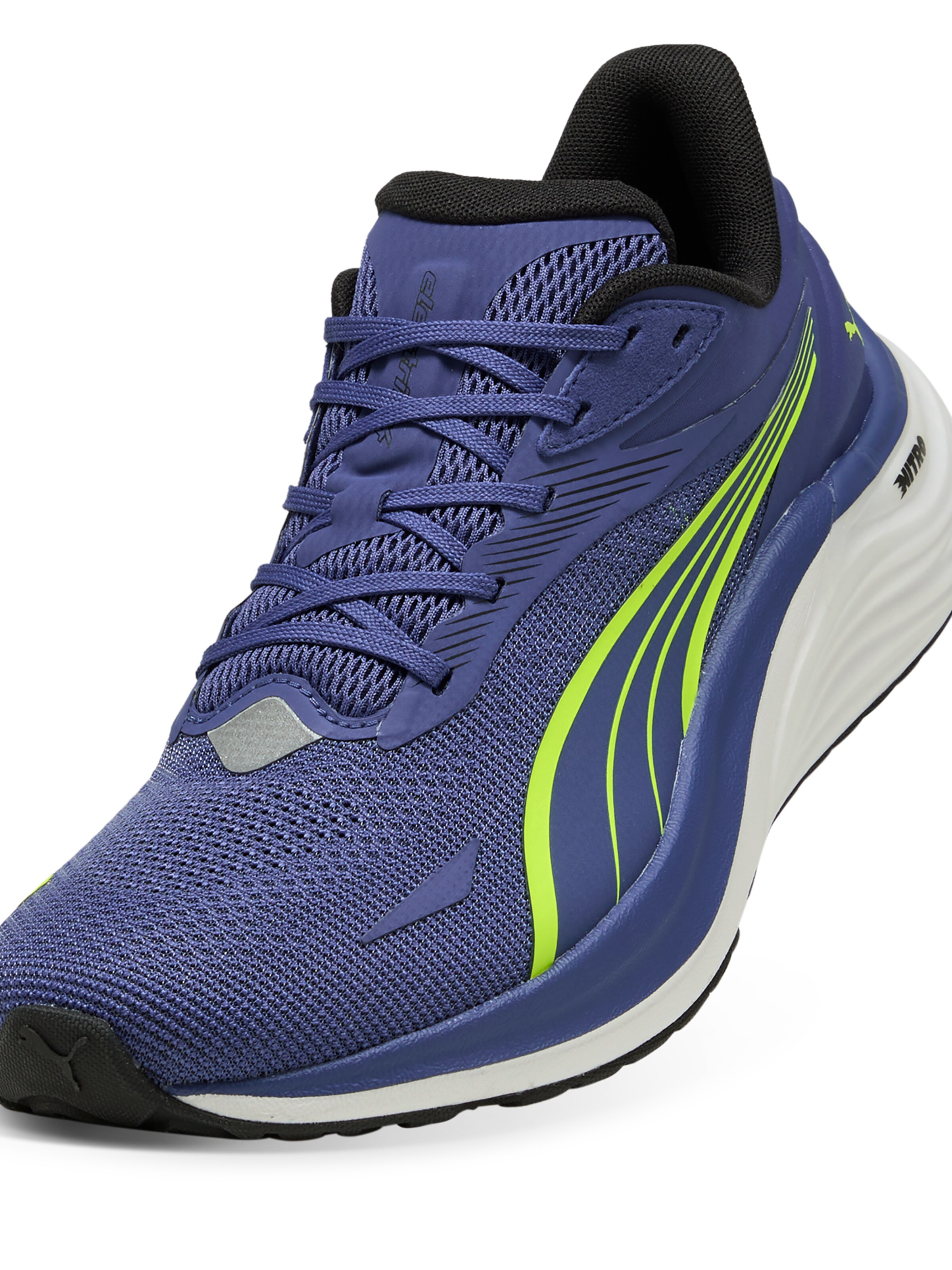 Chaussure de course 'Electrify Nitro 4' PUMA en bleu