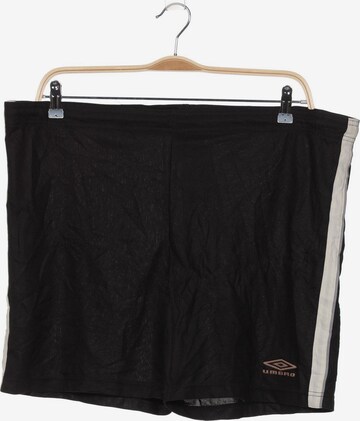 UMBRO Shorts in 34 in Black: front