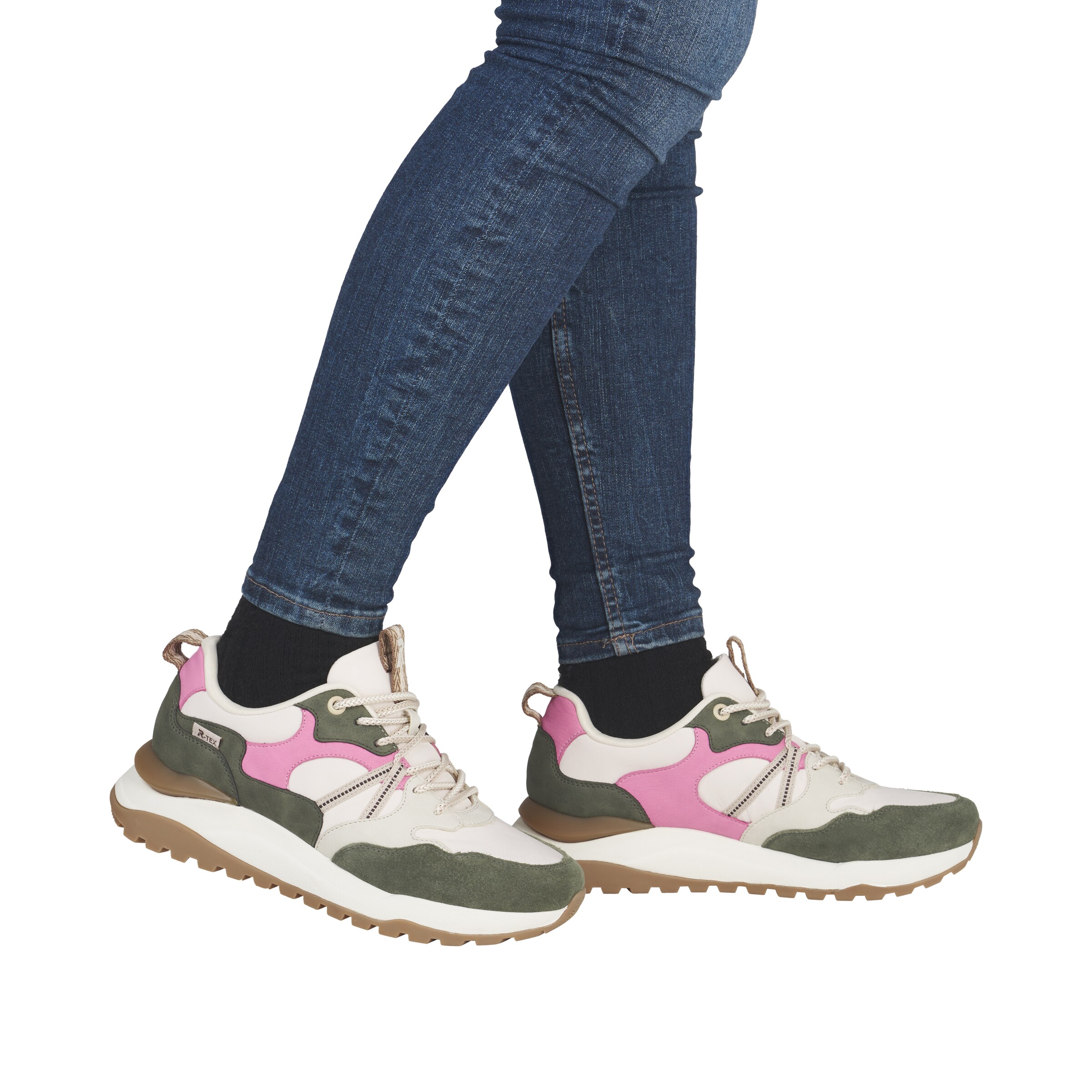 Baskets basses Rieker en blanc : devant