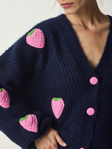 Cardigan Happiness İstanbul en bleu