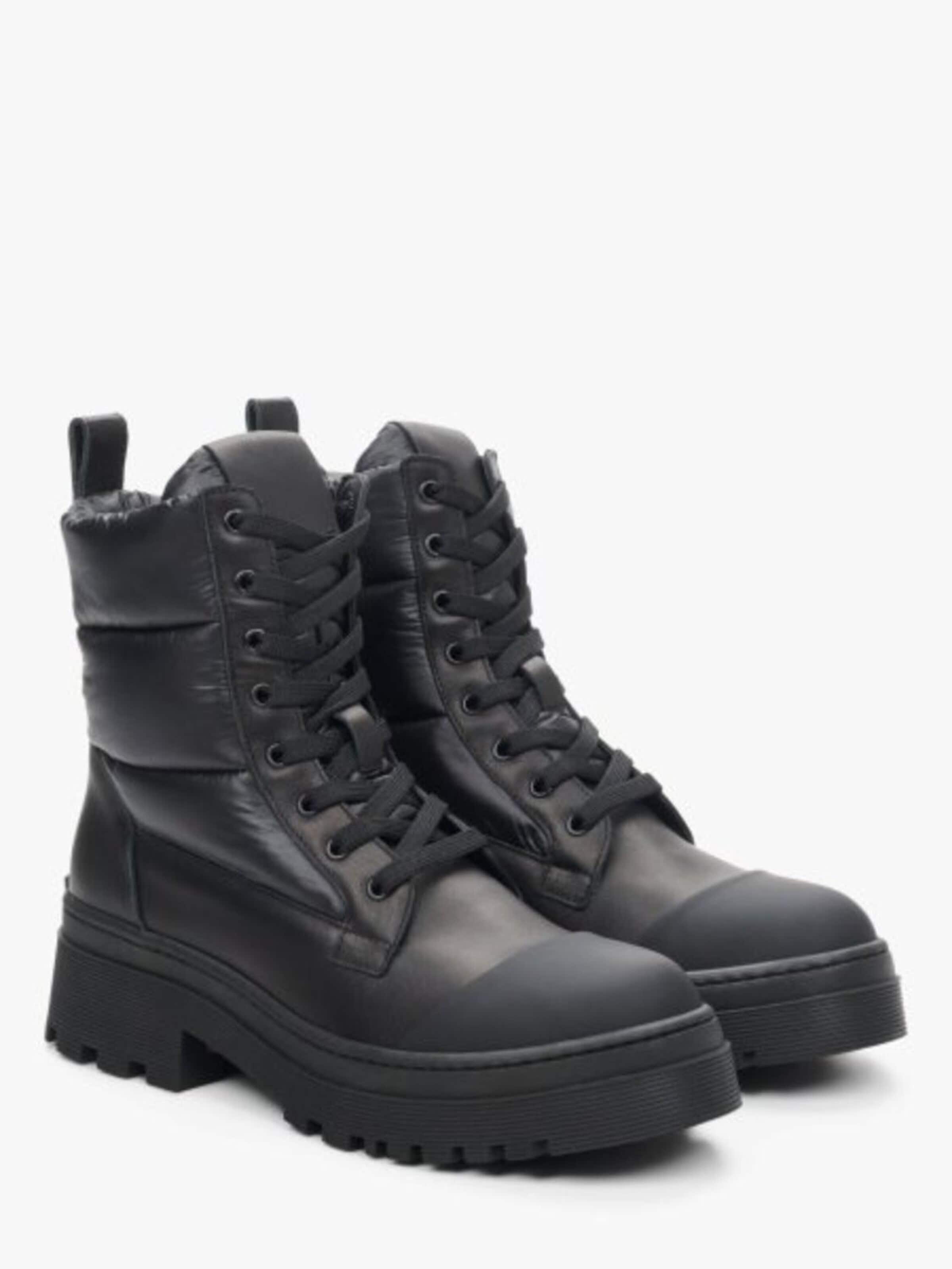 ES8 - Botas '142-24633' en negro