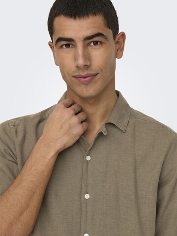 Only & Sons Regular Fit Skjorte 'CAIDEN' i brun
