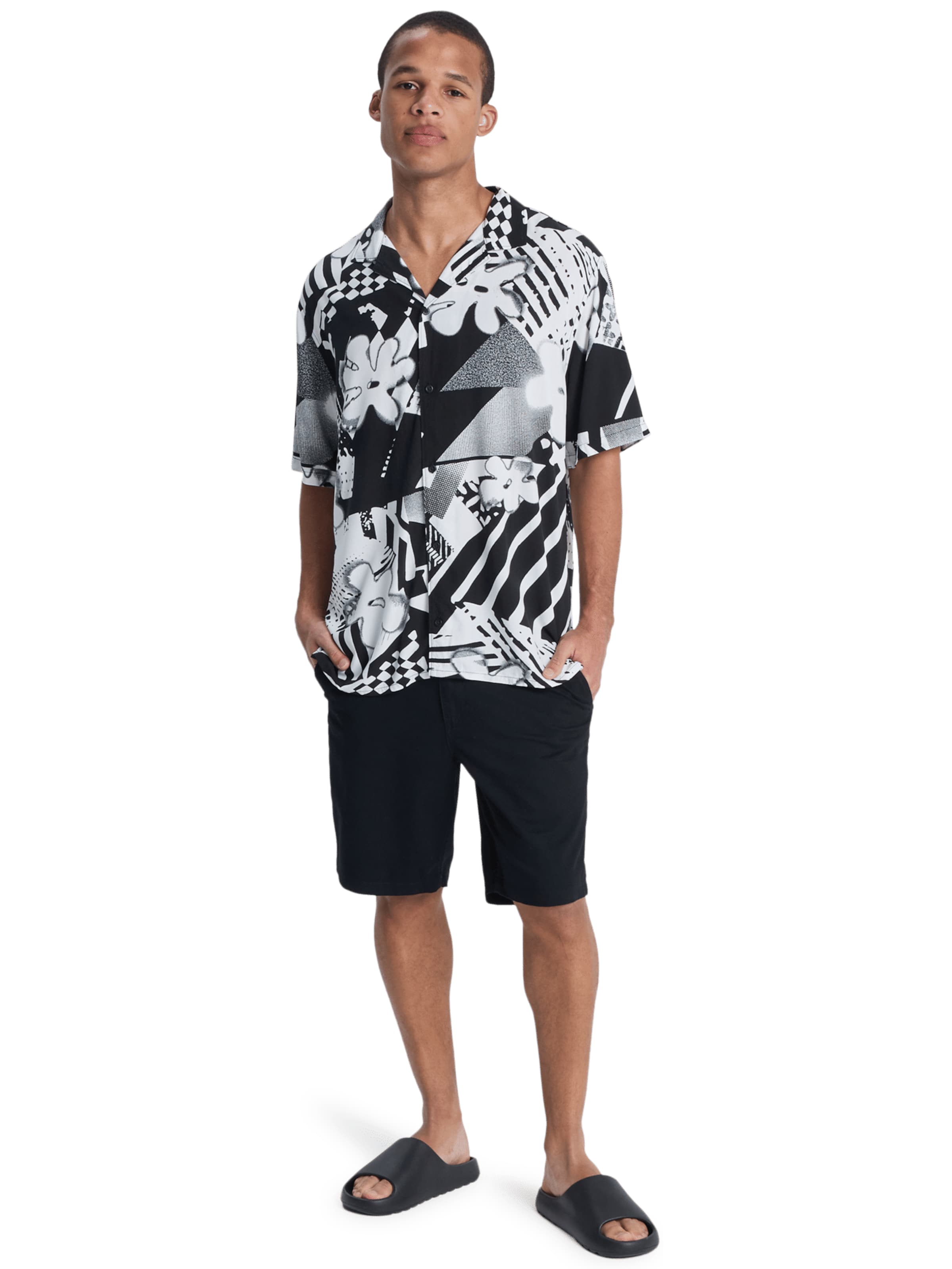 QUIKSILVER Comfort fit Button Up Shirt 'Paradise' in Black