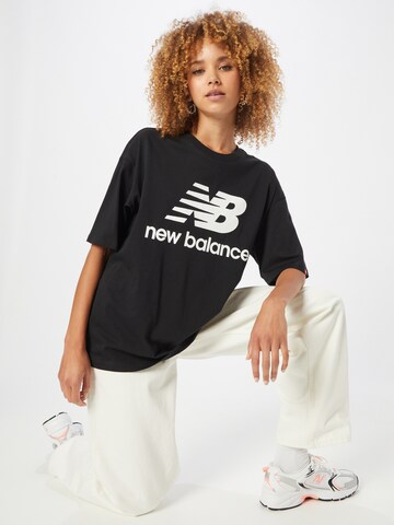 new balance Oversized shirt 'Essentials' in Zwart