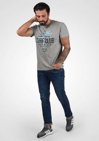 BLEND T-Shirt Califo in Grau