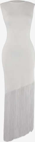Trendyol - Vestido en blanco: frente