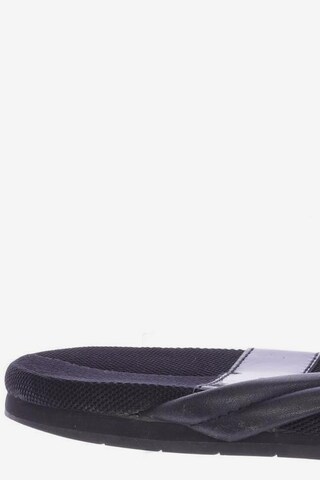 HUGO Sandals & Slippers in 43 in Black