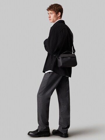 Calvin Klein Crossbody Bag in Black