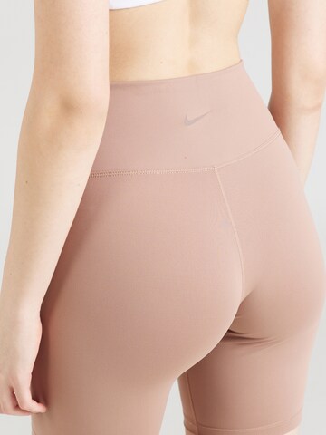 NIKE - Skinny Pantalón deportivo 'ONE' en beige