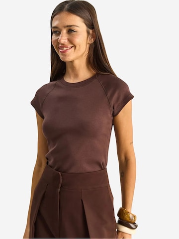 Bianco Lucci T-Shirts in Braun