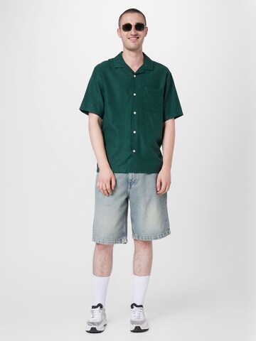 WEEKDAY Regular fit Button Up Shirt in Green