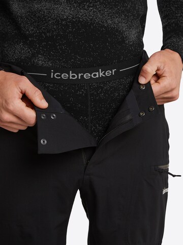 ICEBREAKER - Skinny Pantalón 'Oasis' en negro