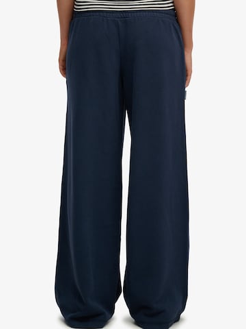 Wide Leg Pantalon 'ESSENTIAL' Superdry & Co en bleu
