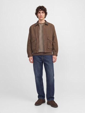 JACK & JONES - Camiseta en marrón