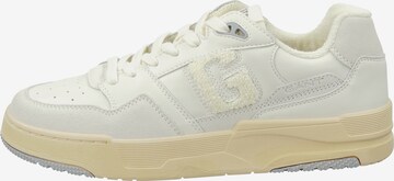 Baskets basses GANT en blanc