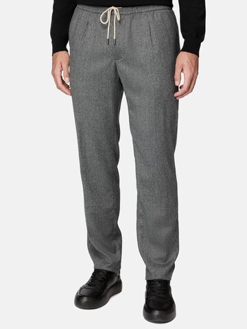 Boggi Milano Regular Trousers with creases in Grey: front