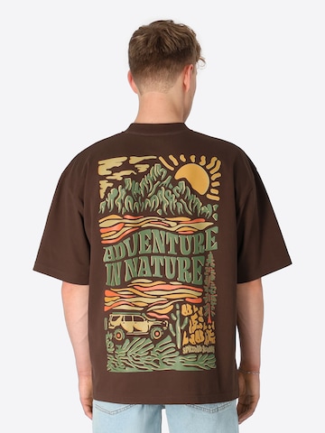 SPITZBUB Shirt 'Brown Journey' in Bruin: voorkant