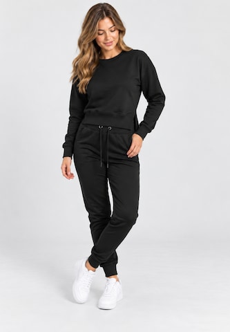Elara Set in Black: front