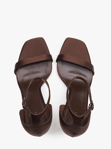 Estro Sandal '9617' i brun