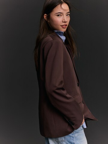 Bershka Blazer in Brown