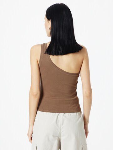 Top 'Jamie' di Cotton On in marrone