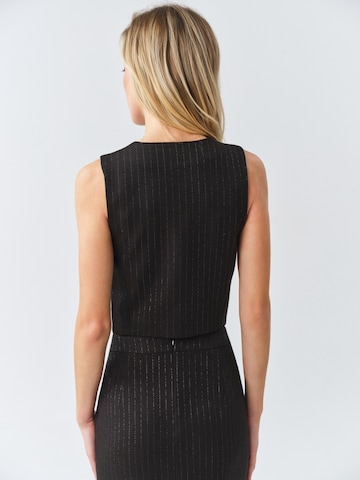 MB by Marta Buzolic - Chaleco para traje en negro